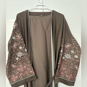 Women’s Khaki Brown Embroidered Kimono Abaya with Pink/Blue Floral Detail